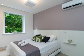 Apartamento novo climatizado com suíte +2 banheiros.